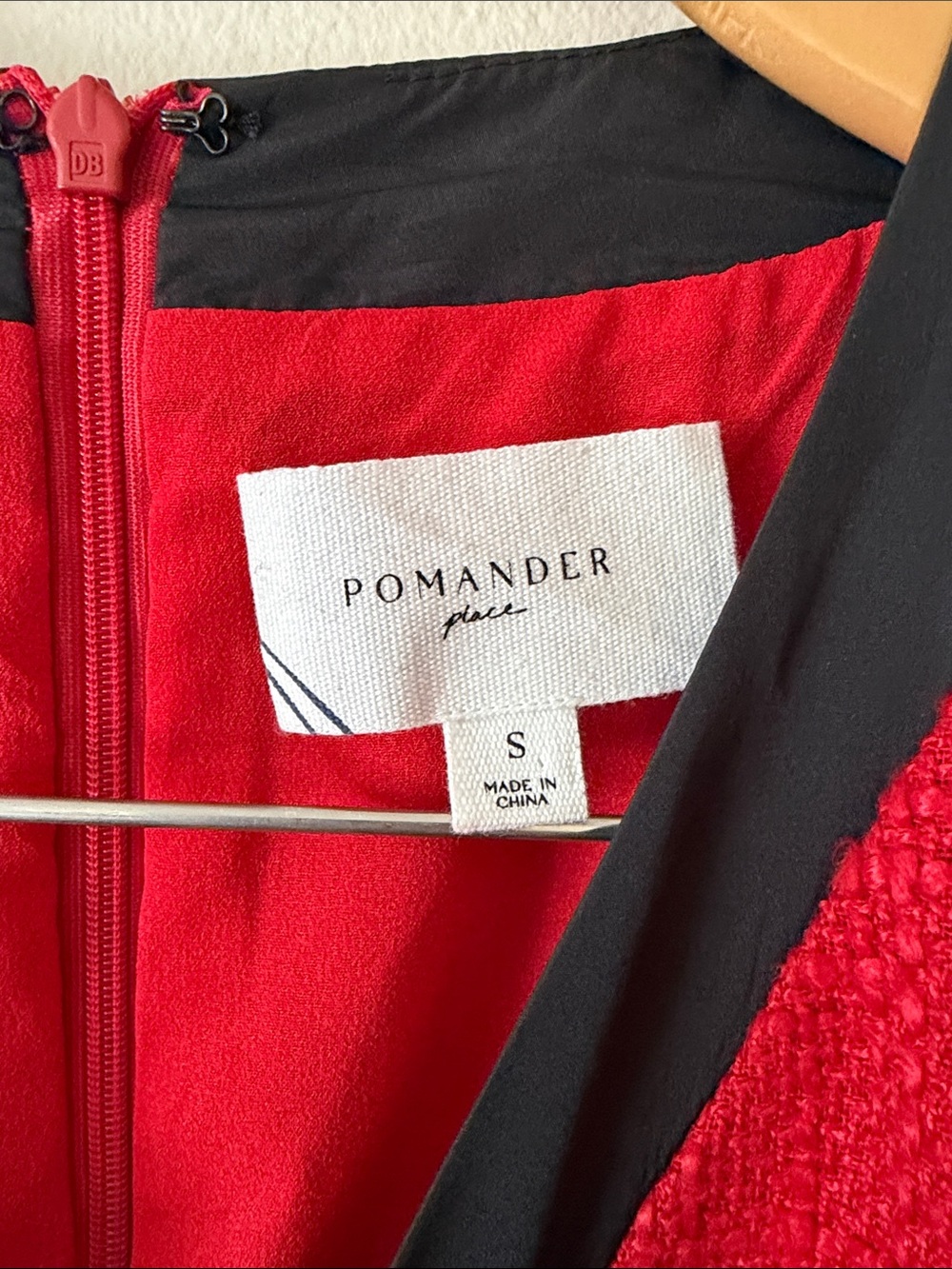 Pomander Place Coco Tweed Bow Dress in Red and Black Gold Buttons Size S - Picture 4 of 6